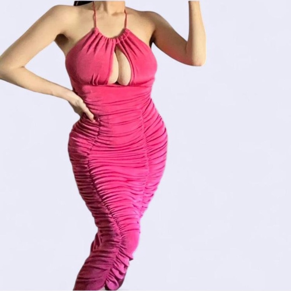🦋 NWOT Vintage Hot Pink Slinky Ruched Front Key Hole Halter Neck Midi Dress 🦋